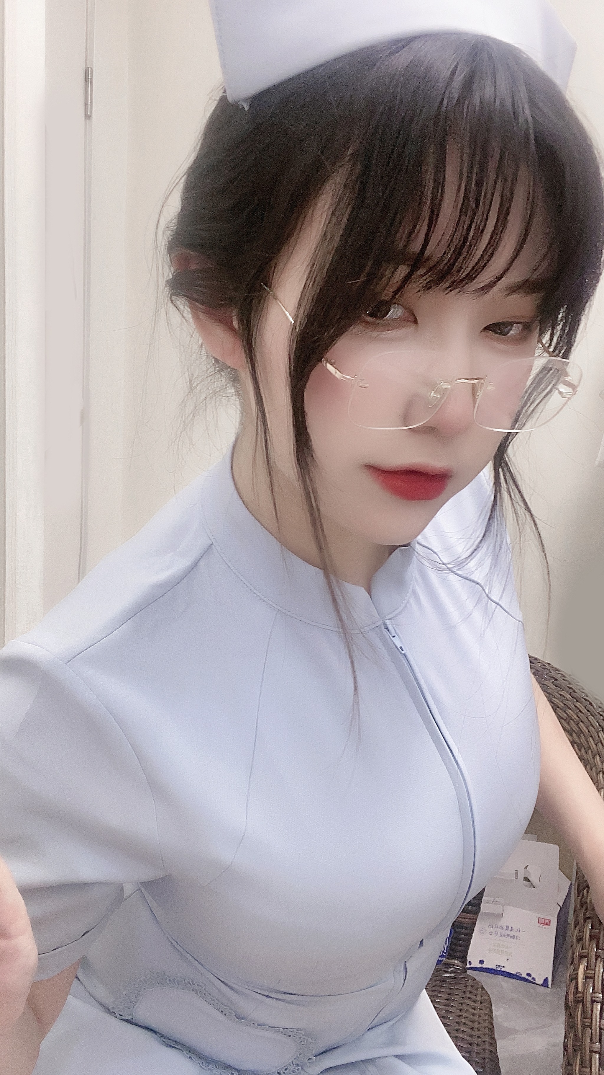 图片[1]-奇行家狗崽 – NO.009 七三蓝护士 [16P]-XikXak